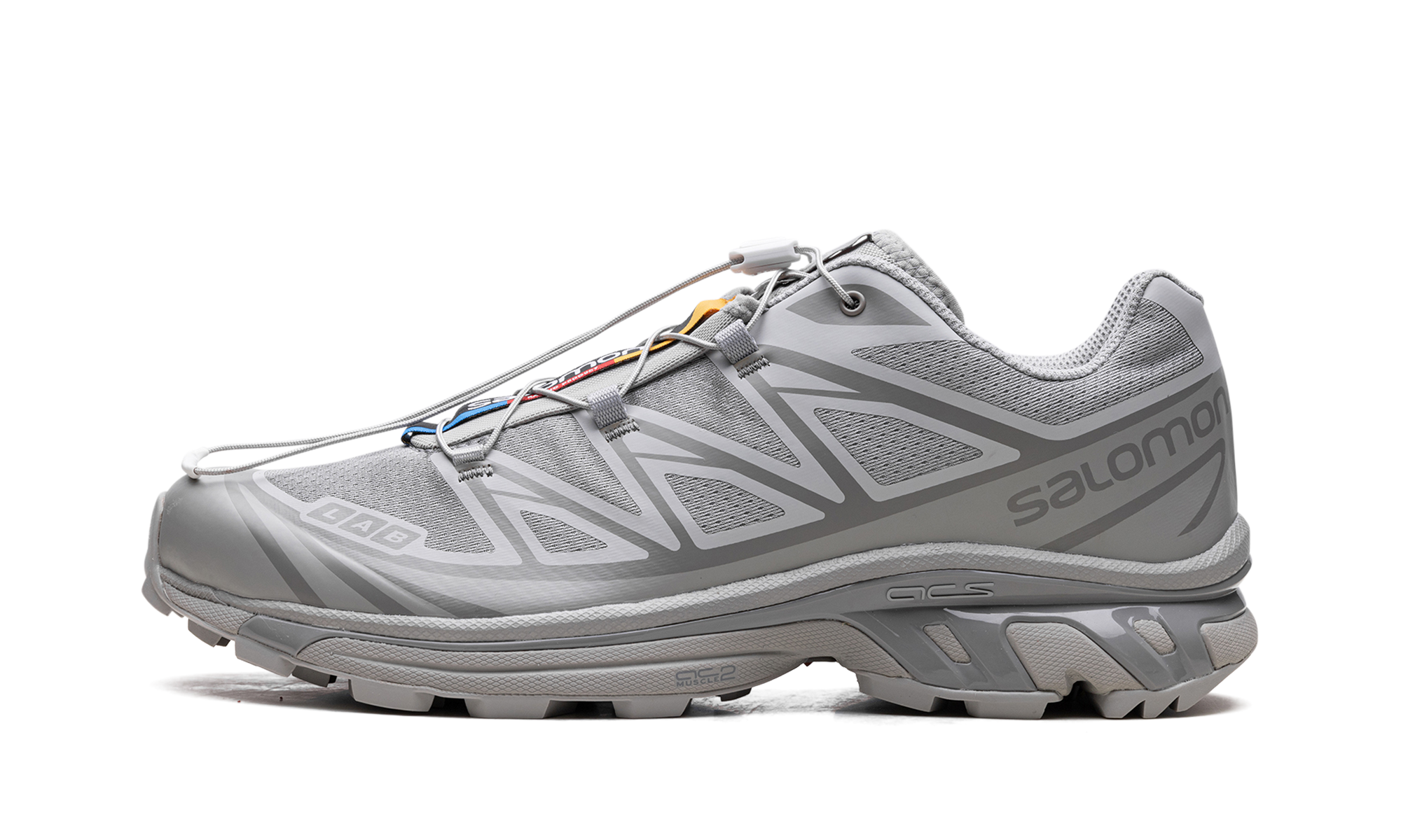 Salomon XT-6 “Ghost Grey”: de trailschoen die de stad verkoos