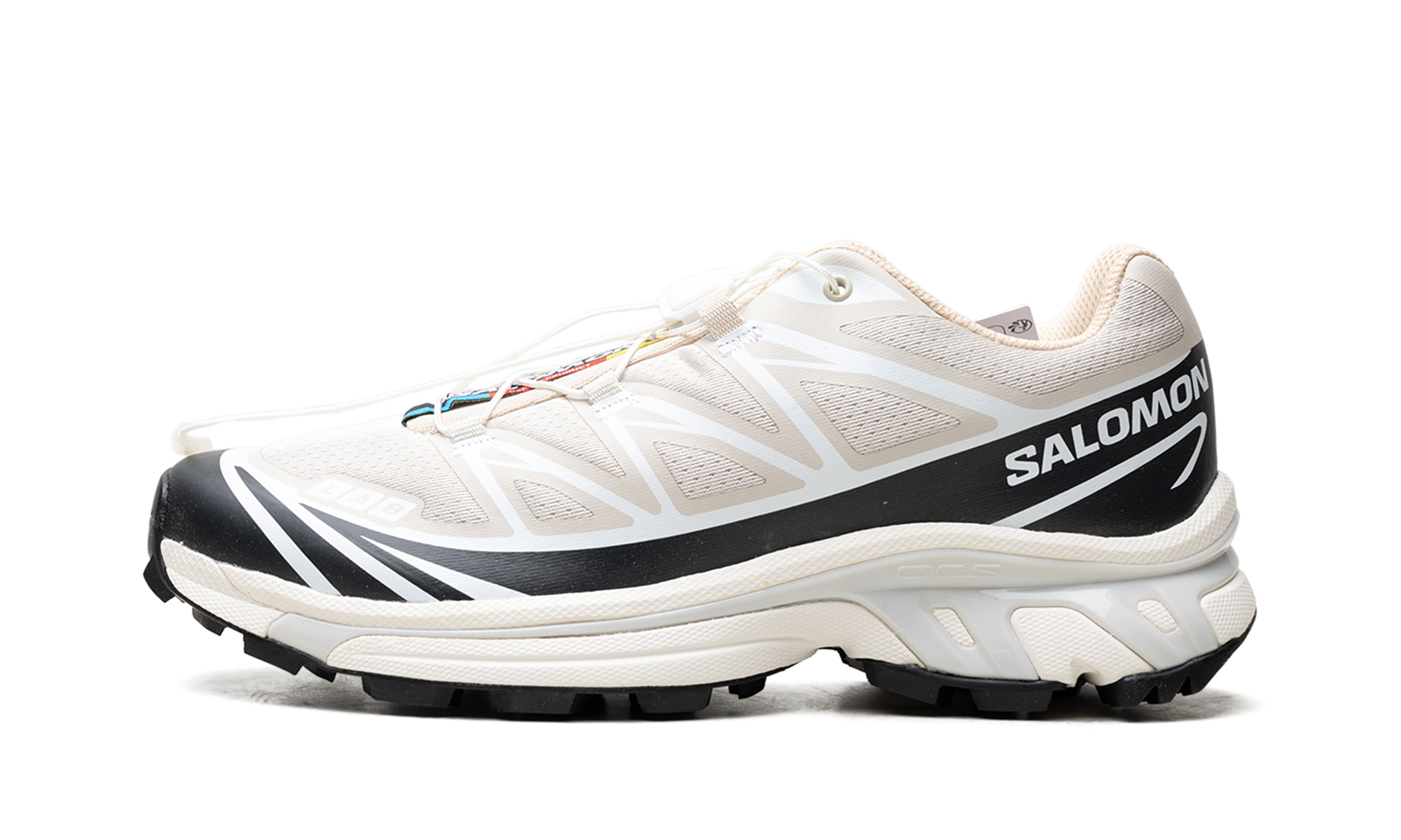Salomon XT-6 “Rainy Day Black White”: gemaakt voor grijze dagen