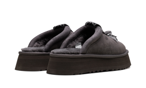 ugg-char 1152677-CHRC