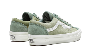 vans-style VN0A4BVEGRN