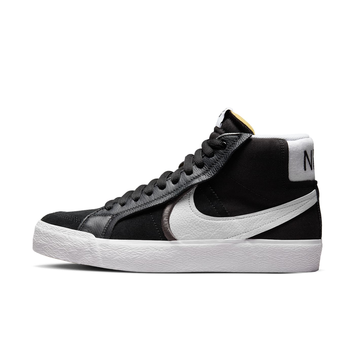 Nike SB Zoom Blazer Mid Premium Plus Black White (DR9144-001)