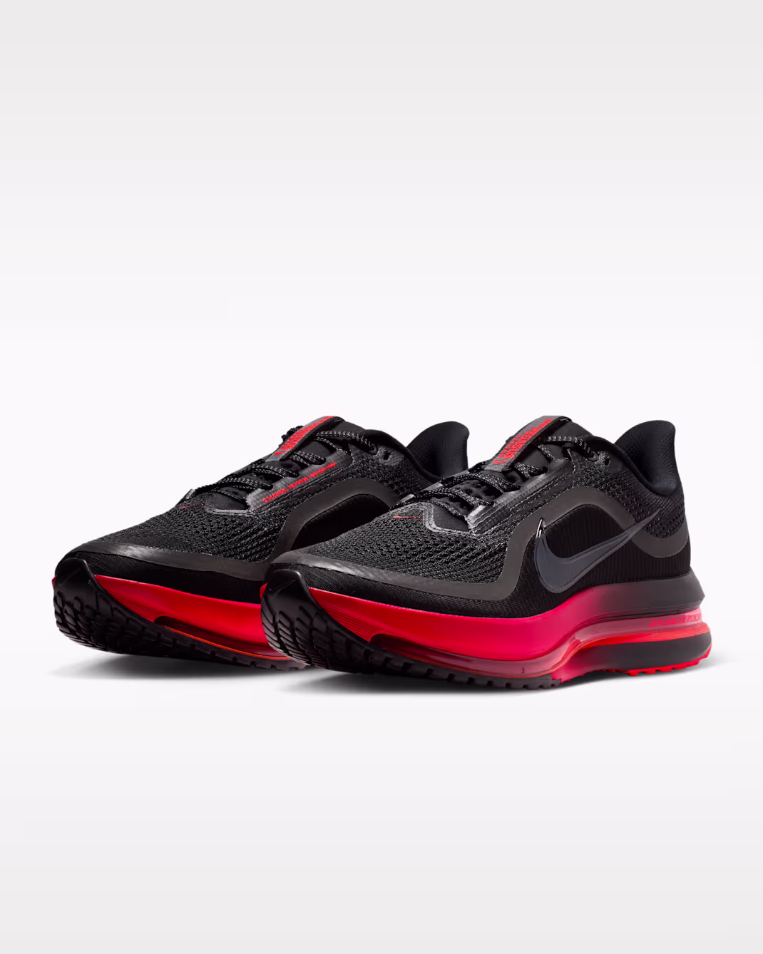 Nike Pegasus Premium “Bred”: red bottoms voor hardlopers