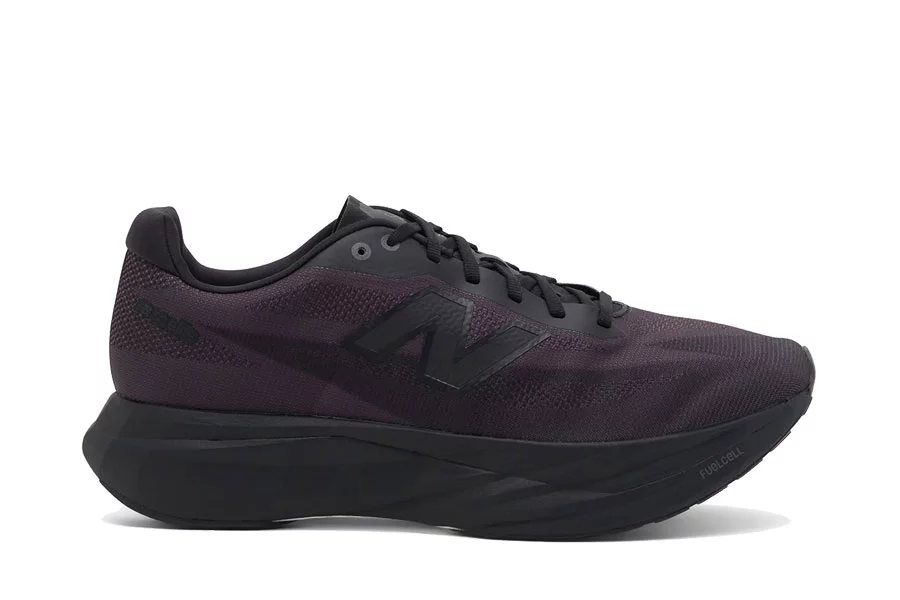 new-balance-fuelcell MRCEL4E8