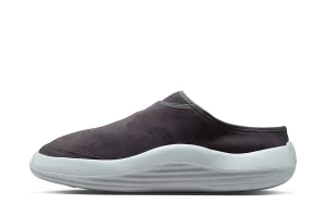 Jordan Future Mule – “Anthracite / Off White / Fire Pink” (HV5073-002)