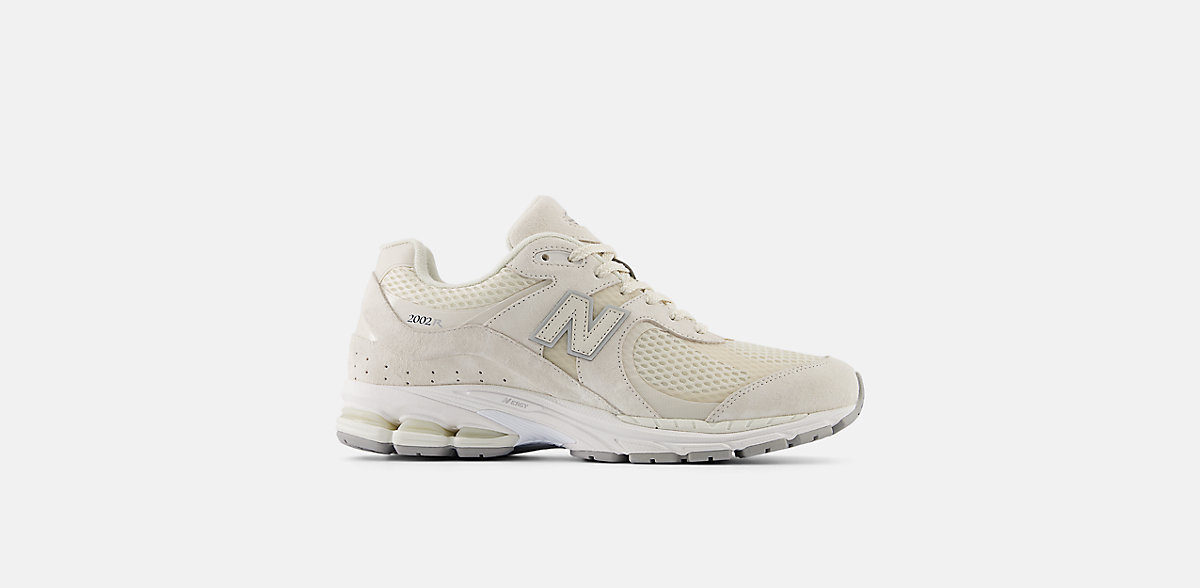 New Balance 2002R ‘Linen’ (M2002WC)