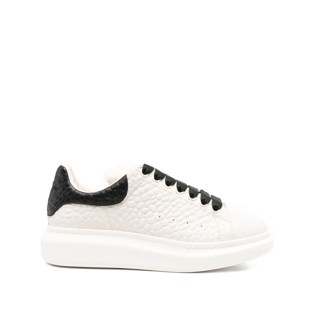 Alexander McQueen Oversized Sneaker 807881 WHAEG 9079
