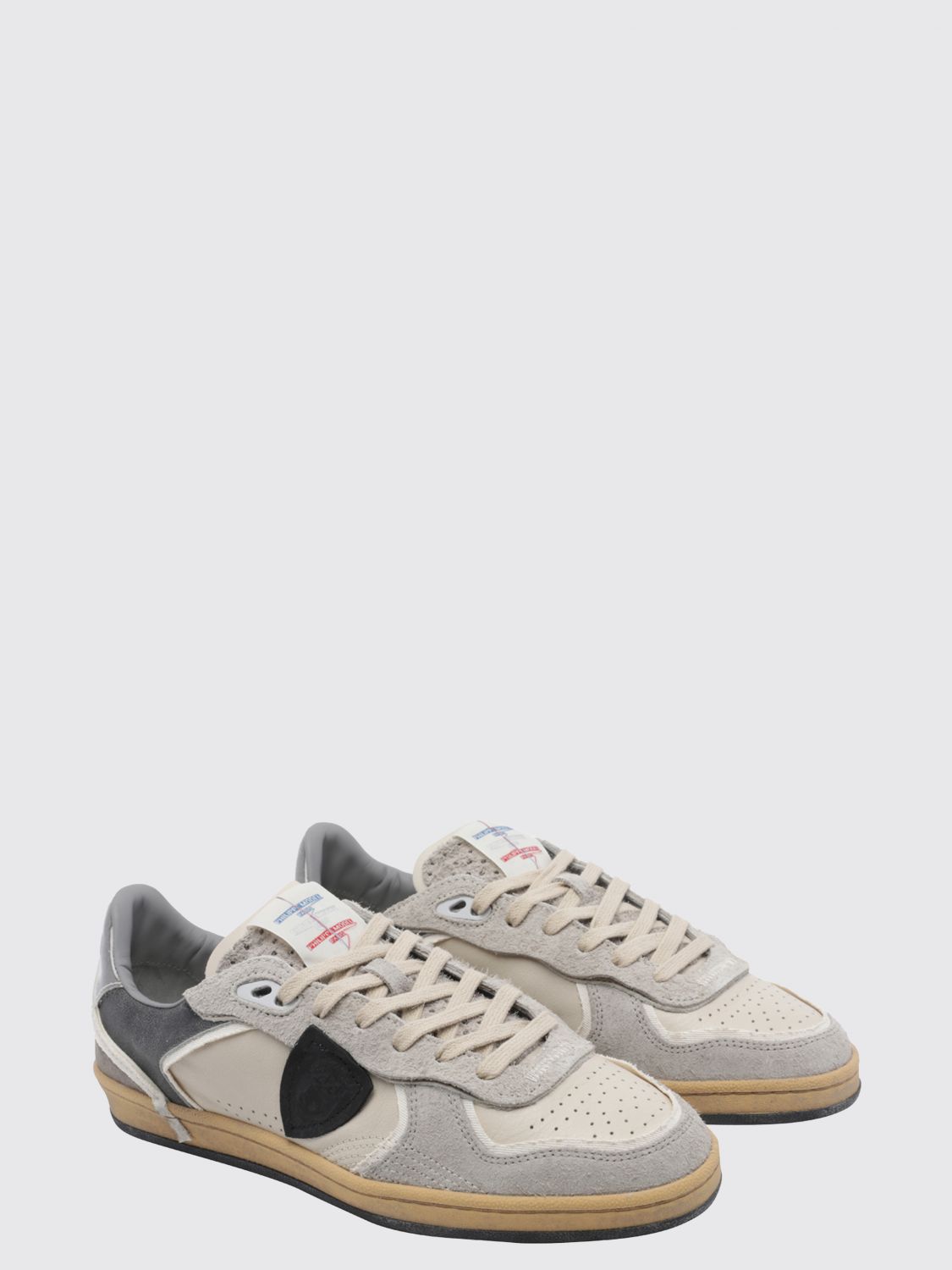 Philippe Model Pgal Suede Calfskin Low-Top Sneakers with Perforated Toe Grey (PGLUVXE3)