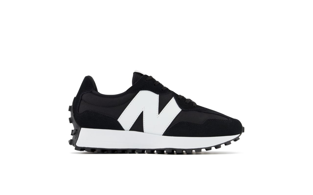 New Balance 327 Zwart (WS327FB1)