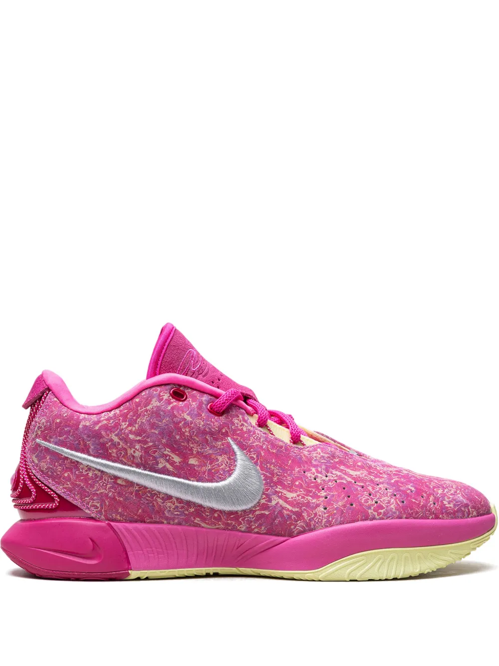 Nike LeBron 21 The World Is Your Oyster sneakers – Roze (HF0700)