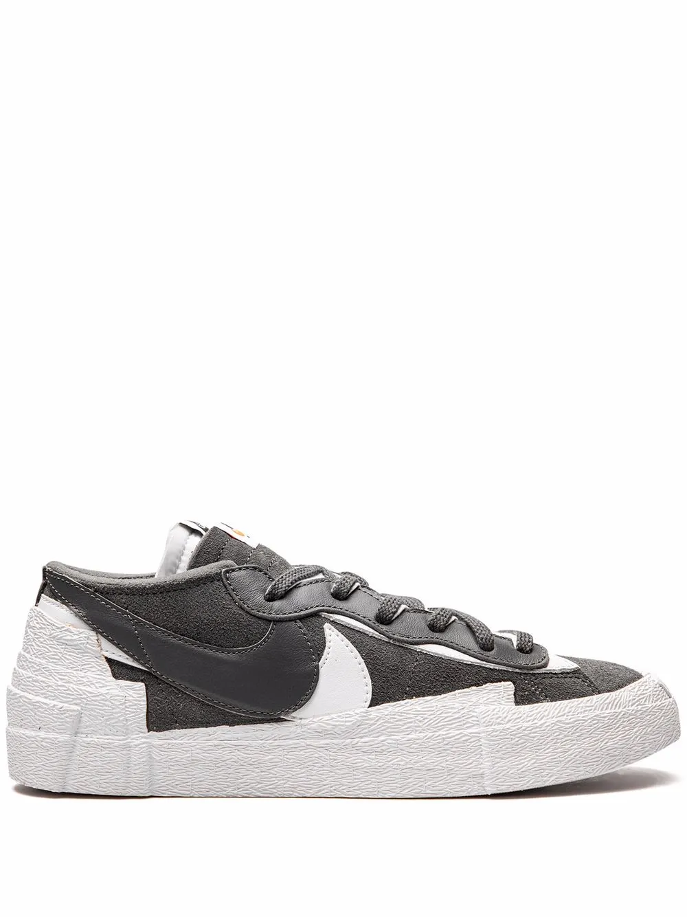 Nike x Sacai Blazer low-top sneakers – Grijs (DD1877)