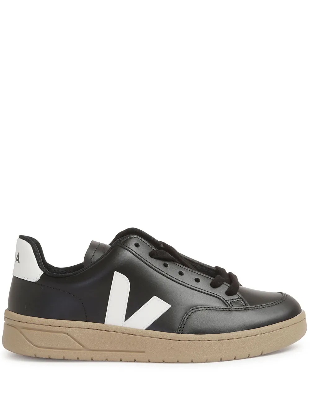 VEJA V-12 low-top sneakers – Zwart (XDW0203638A)