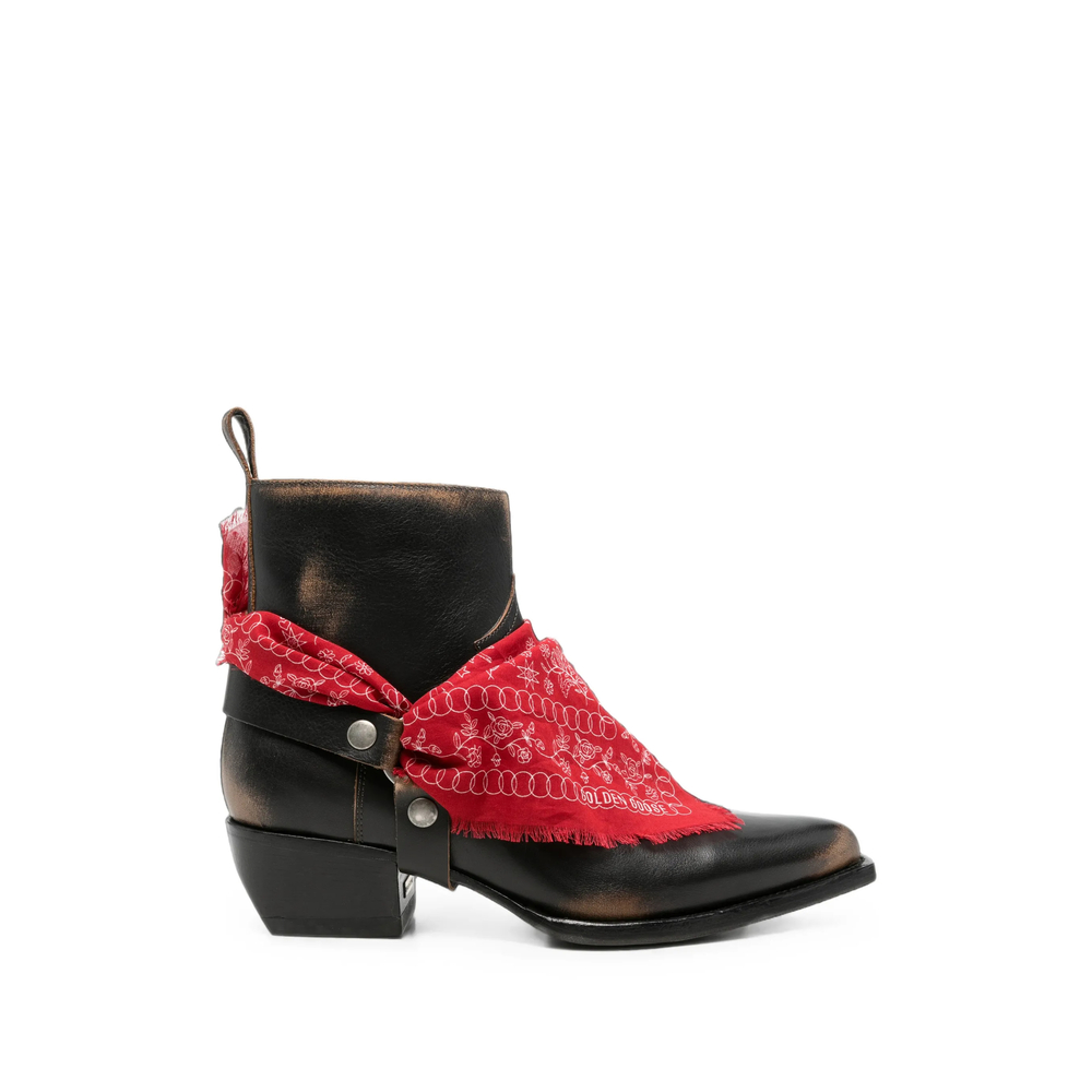 Golden Goose Debby Pointed-toe “Black” (GMF00545 F008800 90541)
