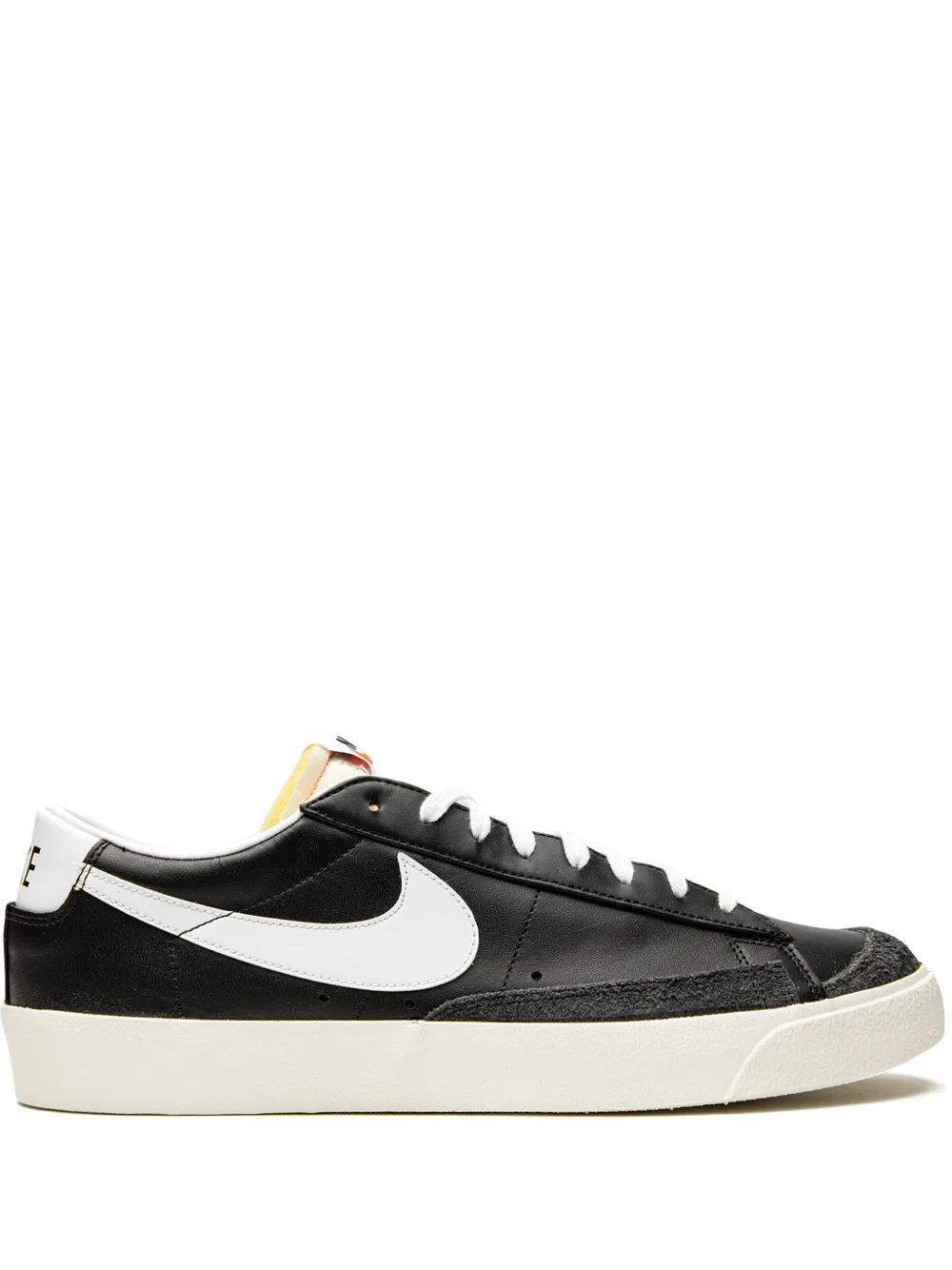 Nike Blazer Low ’77 Vintage White/Black Sneakers – Weiß (DA6364)