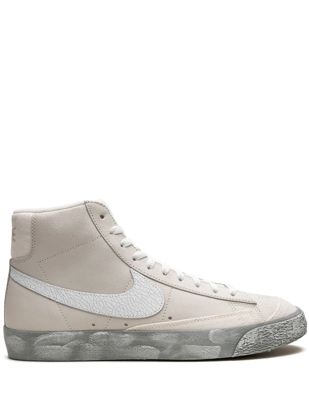 Nike Blazer Mid ’77 EMB Summit White sneakers – Wit (DV0797)