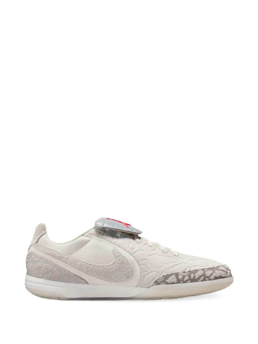 Nike Tiempo Streetgato SE sneakers – Beige (II7579)